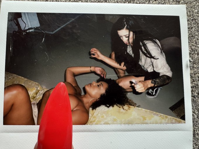 Me getting my makeup touched on during @Playboy ! Fun day on set with @sebby_raw https://t.co/JswSo4<a class="tags" href="/tag/playboy">@playboy</a>