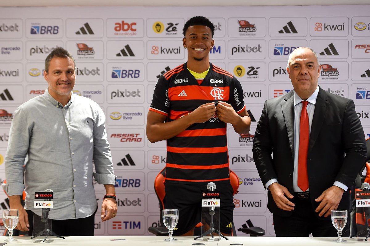 Carlinhos’ official presentation 📸