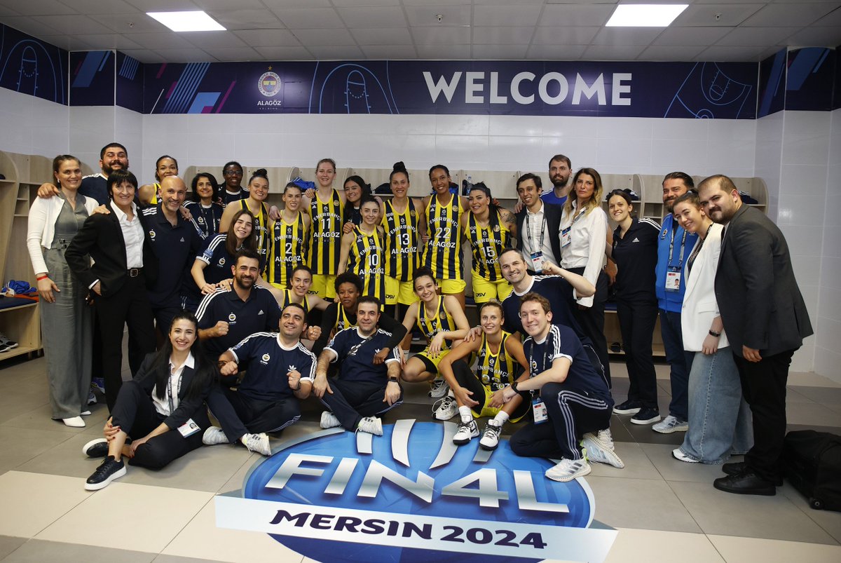 🟡🔵 Fenerbahçe Alagöz Holding'in, Fransız takımı Villeneuve d'Ascq ile karşılaşacağı EuroLeague Women final maçı 14 Nisan Pazar akşamı saat 19.00'da Servet Tazegül Spor Salonu’nda oynanacak. 🏆 Tek hedef şampiyonluk #PotanınKraliçeleri 🙌