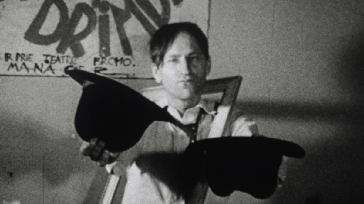‘This Is Not a Fiction’ highlight: LOST LOST LOST (1976) 🗽 Artist-writer-poet-filmmaker Jonas Mekas documents his early years building a life + discovering an arts community in New York. Saturday, April 13th at 12:30 pm at LF3. americancinematheque.com/now-showing/lo…