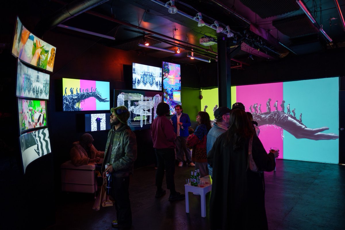 I am very honored and grateful for have been part of the Egalitarian Utopia Exhibition of <a href="/PalmDAOapp/">Palm Collective 🪬</a> along such talented and great artists. Tysm for sharing this photos Palm Dao!