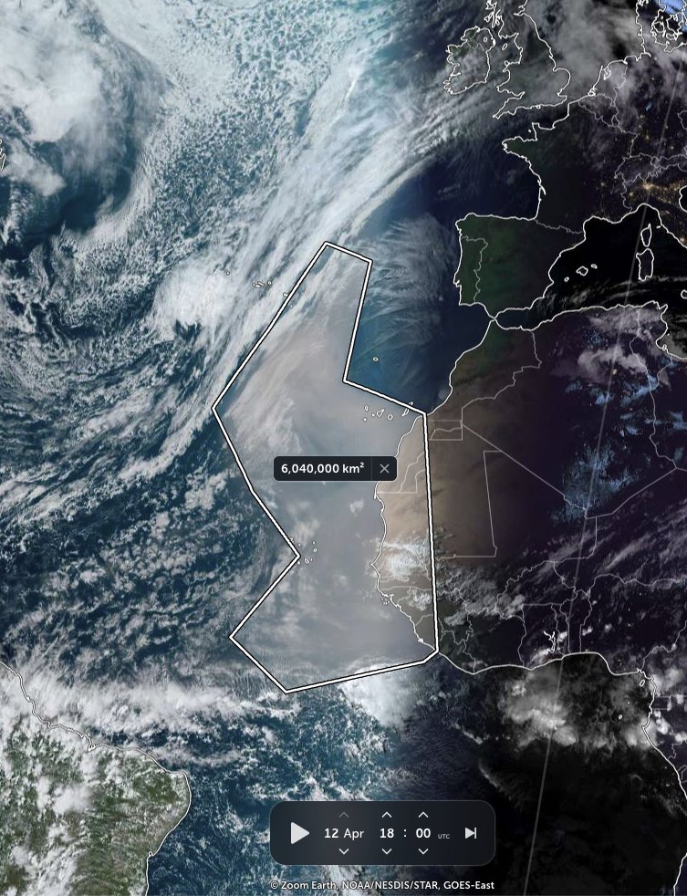 A very large area of the NE Atlantic has a quite thick dust layer (probably mixed with the smoke in the south end). There is split that is heading towards western Europe just as models suggested.