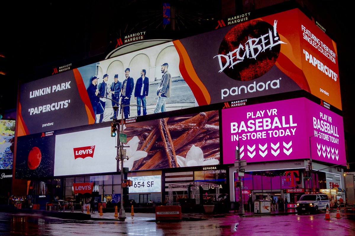 Spotted in NYC - thank you @pandoramusic for the support on 🟢 #Papercuts 

Listen to The Takeover on DECIBEL! #PandoraMusic pandora.app.link/osmSIQVOJIb