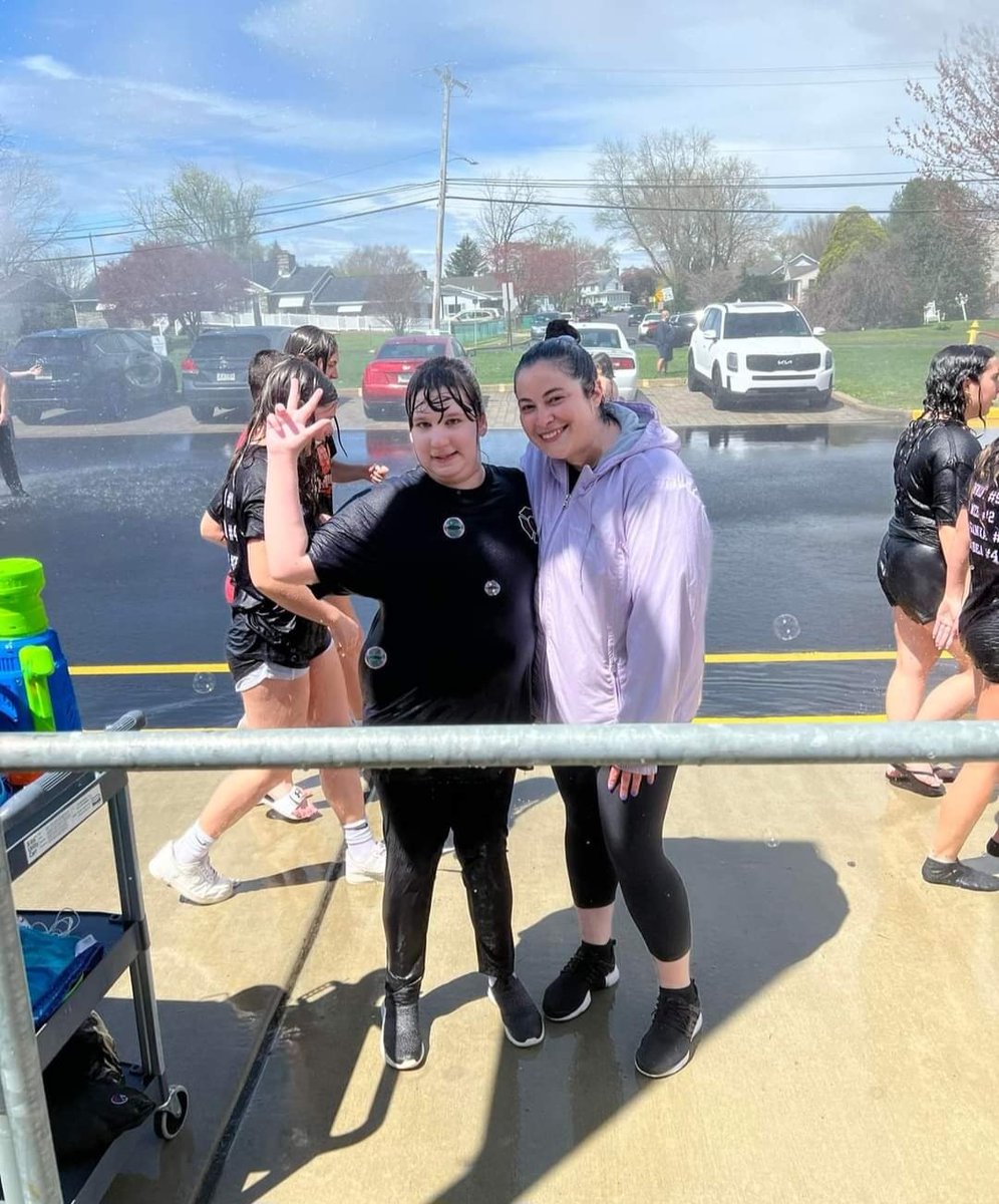 MsScarcelli1206's tweet photo. Our annual RAIN RALLY was a huge success! We raised the most we ever have for Special Olympics, and we also had the most participants we ever had, today!
We 💙 promoting inclusion and supporting our Unified Sports Program 💛 https://t.co/CGSwg4Tg8E