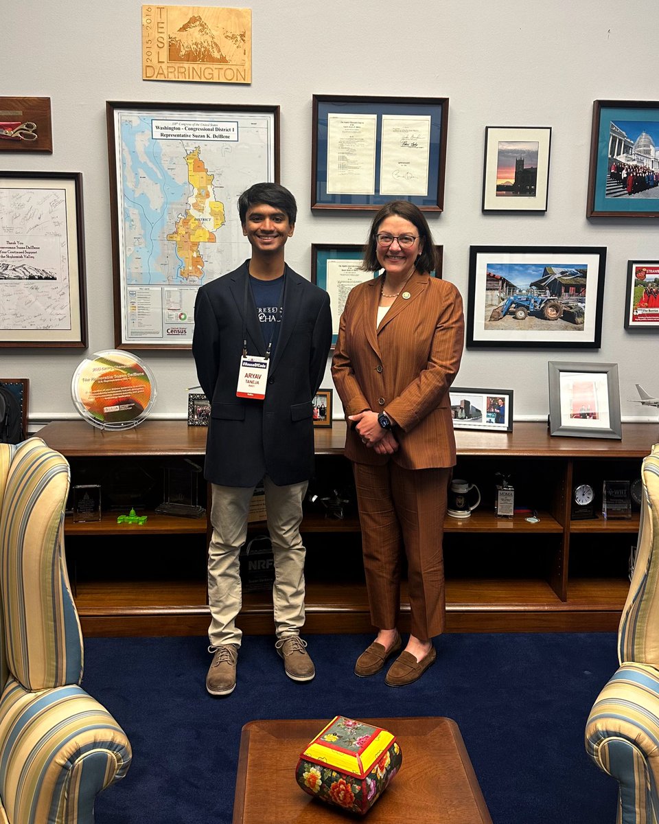 Excited to have Aryav from Redmond, winner of the 2023 WA-01 Congressional App Challenge, join us at the Capitol for #HouseofCode! 

Congrats on the recognition for ViziBox, an app that supports the visually impaired by reading text aloud from documents & labels.