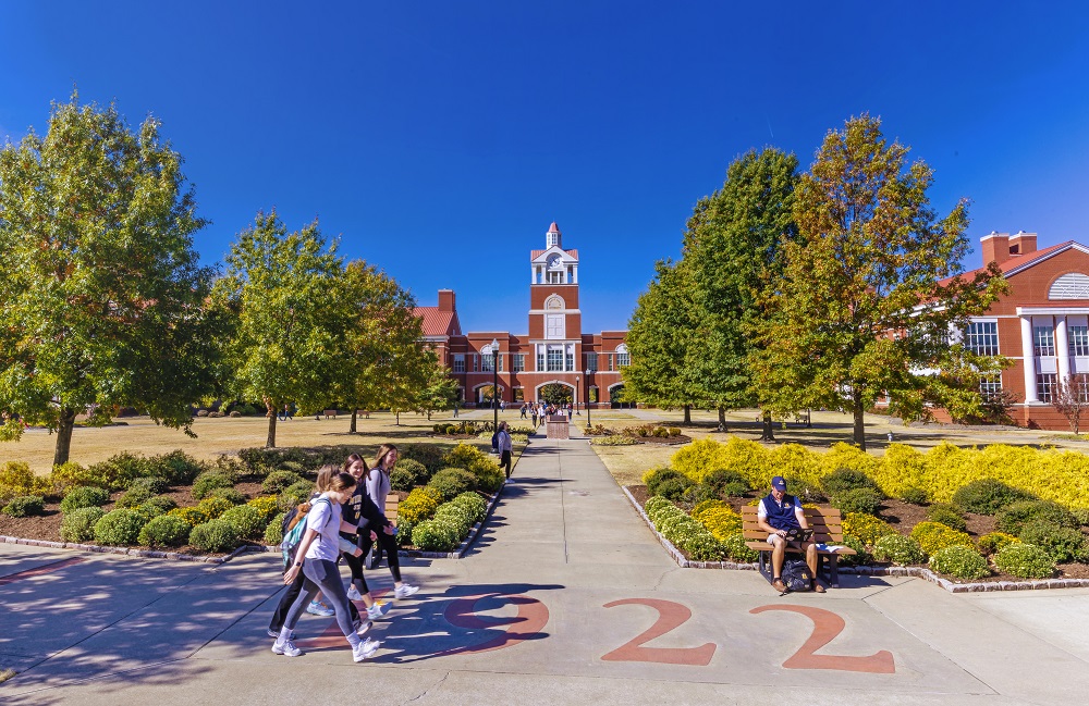 The processing delays with the FAFSA have presented challenges for prospective students nationwide. In response to these challenges, we are extending our scholarship acceptance deadline to June 1, 2024, for students entering in fall 2024. More information: murraystate.edu/news/posts/sch…