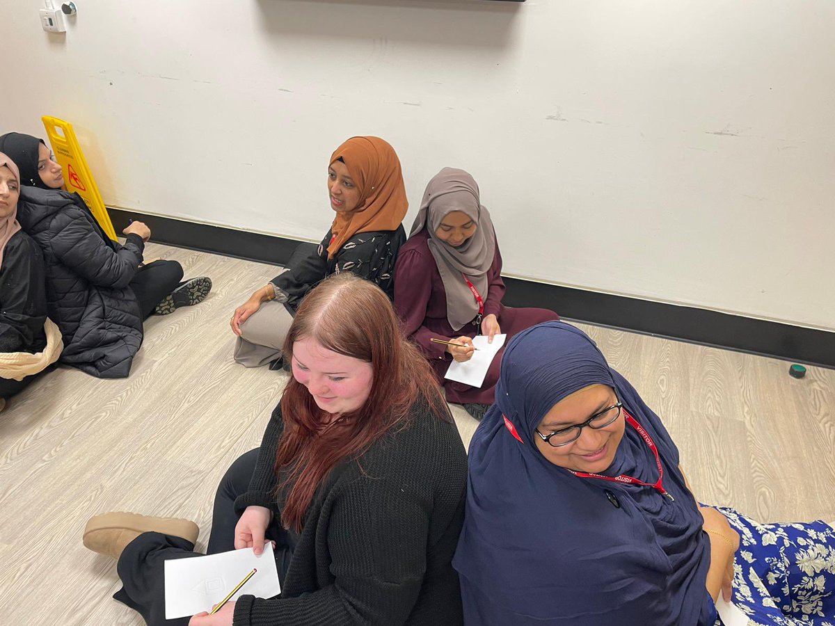 maindeeprimary's tweet image. This week on our Teaching Assistant training course, we explored safeguarding procedures &amp;amp; professional responsibilities.🌟

We ended the session by sharing food at our Eid Party! ☪️

@NewportCouncil @WG_Education
@EAS_Equity 

#GrowingOurOwnWorkforce
#CommUNITYLearning