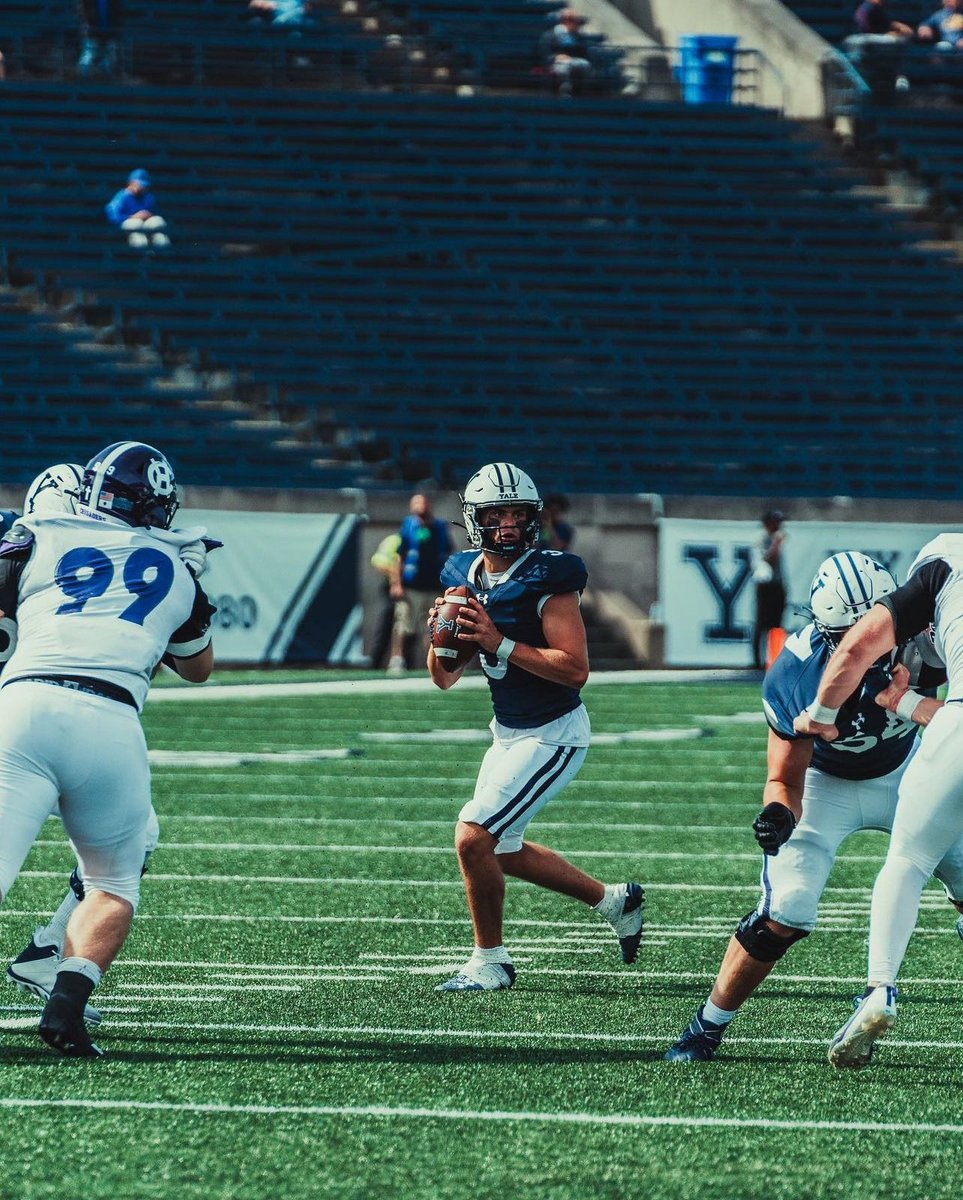 richglory_2's tweet photo. I’m Blessed to receive an offer from Yale University!! @CoachRenoYale @CoachOstrowsky @CardinalHayesFB @Mad_Qb @SimmsComplete https://t.co/v8hOlGGB9J