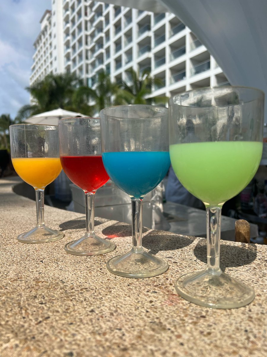 fvexchange's tweet photo. Escape to paradise with Fitness Vacation Exchange! 🌴 Join us for an epic fitness journey in Hilton Puerto Vallarta. 🏖️ From beach workouts to cultural discoveries, your dream vacation starts here. 💪 #AllInclusiveStay #HiltonAllInclusive #PuertoVallarta #FitnessVacationExchange https://t.co/I6eqdy6LXo