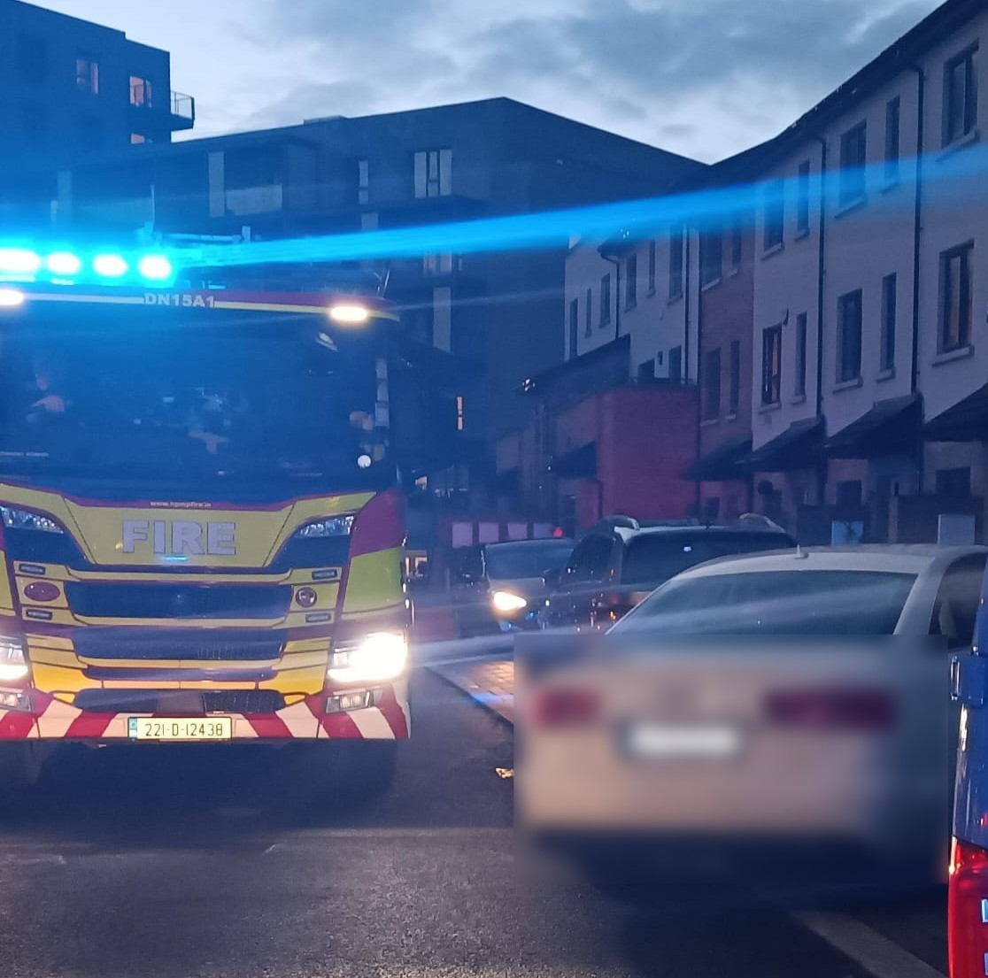 Poor parking meant our Finglas fire engine was obstructed on the way to a call 🅿️ Parking up? 🤔 Think.... Can the emergency services get by....