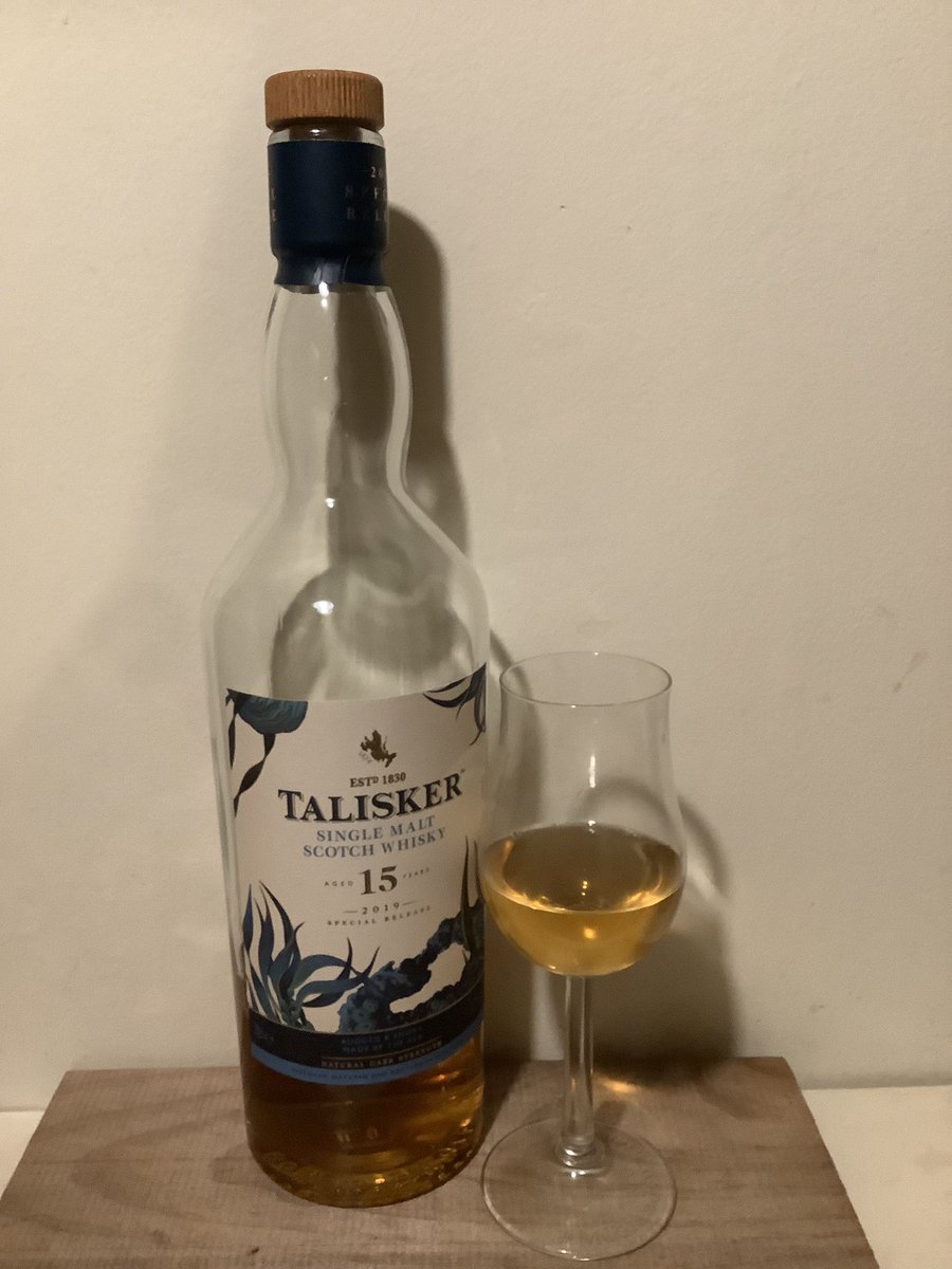 Friday has come round quickly again. Talisker 15 Special Release to start the weekend! #talisker #FridayNightDram #CheersToTheWeekend