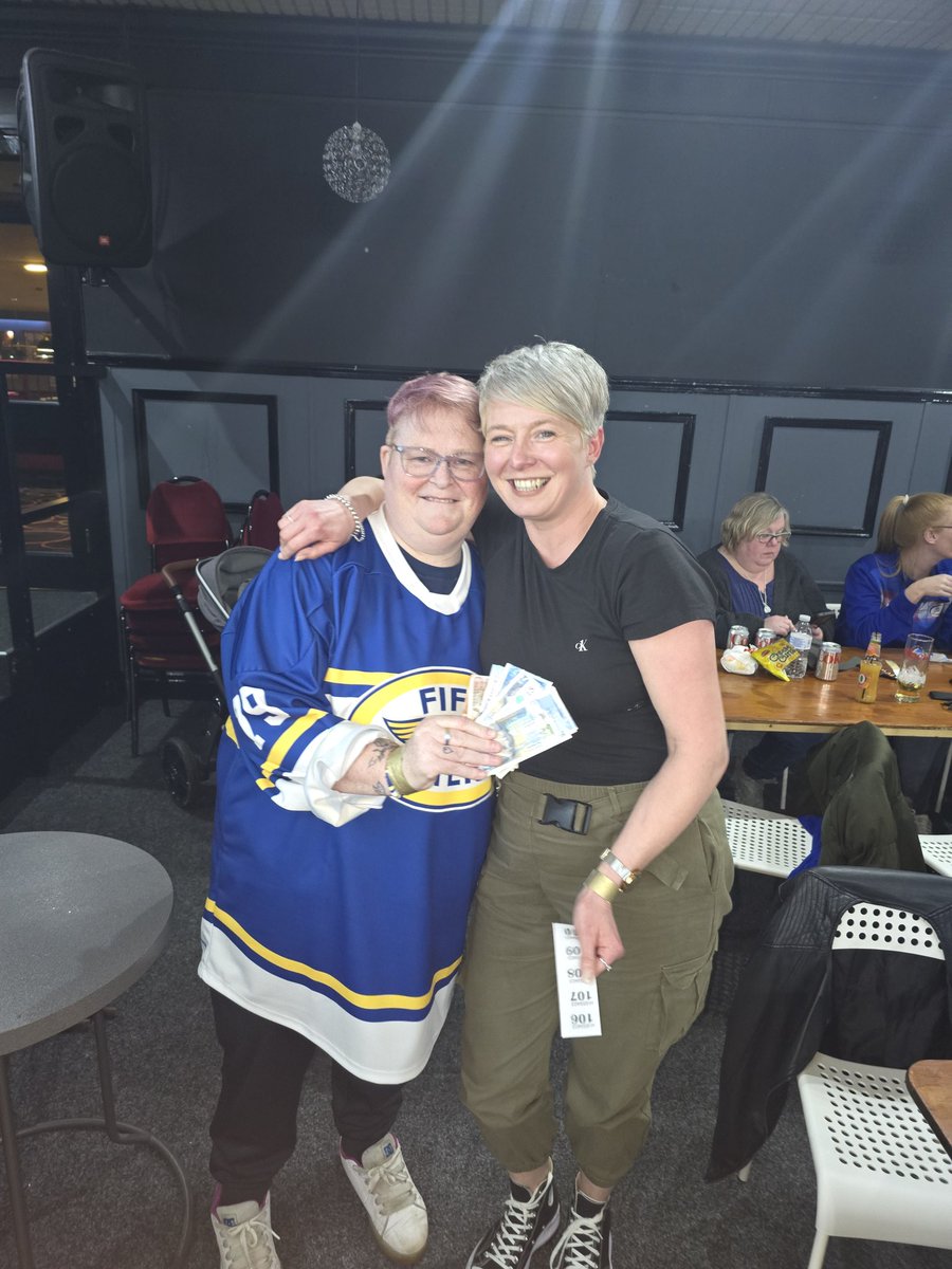 Fife_Flyers_OSC's tweet photo. Well done to our 50/50 Winner, Debbie, taking home £100!!! https://t.co/AgAoU1gcWT