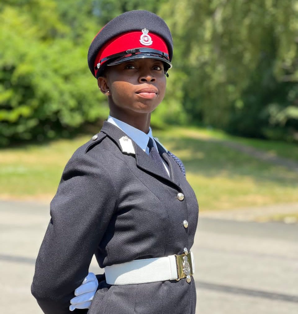 Nigeria’s first female UK military academy graduate promises to inspire change

Officer Cadet Owowoh Oluchukwu made history on Friday as she became the first Nigerian female officer to graduate from the Royal Military Academy, Sandhurst, in the United Kingdom.…