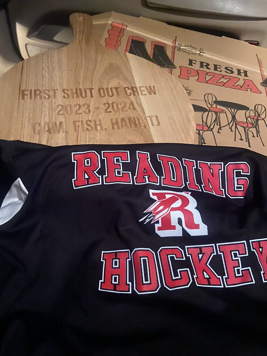 Great to be invited to the Rocket Hockey end-of-season banquet! To be presented with a new pizza peel from the Captains was incredible! Good luck ROCKETS! Best program in the country!