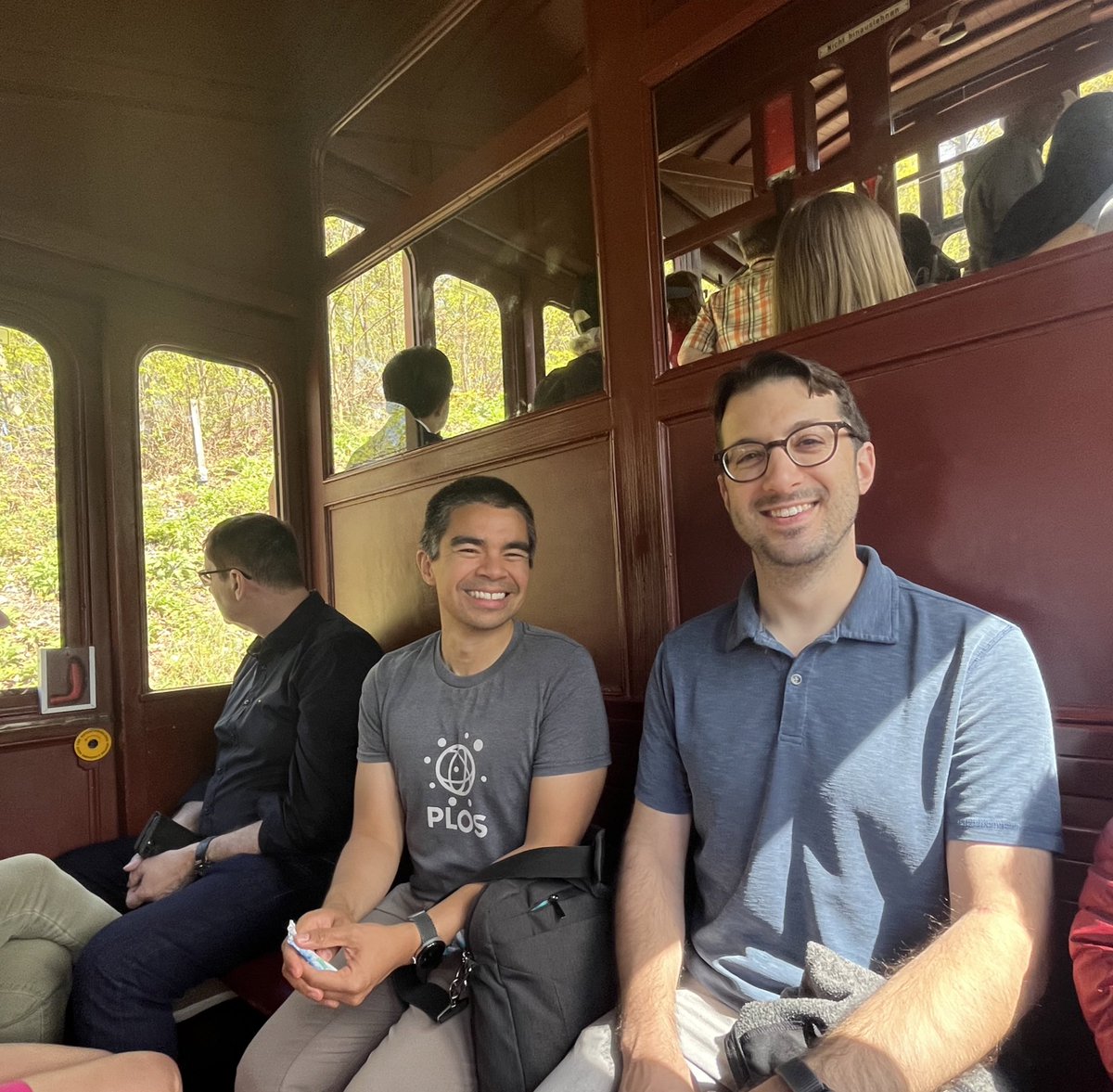 In the funicular with Prof. @ADSteinbrenner and future Prof. @adgloss