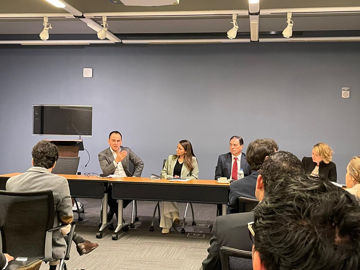 Me dio mucho gusto participar junto a Gerónimo Gutiérrez, Maricarmen Barrón y Jennifer Thorton en un panel sobre el nuevo tratado de libre comercio organizado por estudiantes de posgrado mexicanos de la Universidad de Georgetown en EEUU.