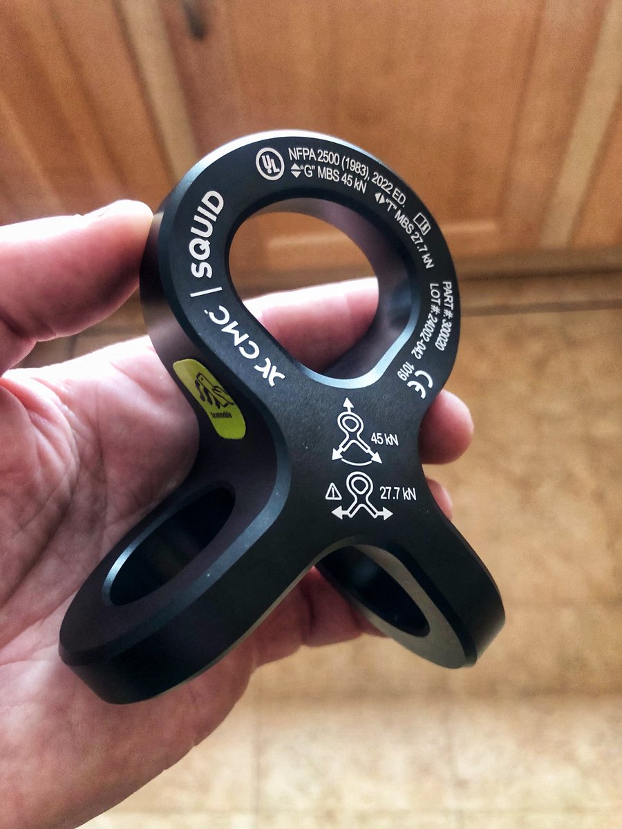 CliveBushMInSTR's tweet image. New CMC Squid 🦑 played with some TTRS with Crabs &amp;amp; textile slings TEXORA - a solid built device 45kN 👊🏻💥👍🏻🤔 just packed up and a call out with the Tech Rope rescue team ASSAR to Cheddar #MREW #Roperescue #techrescue #JESIP Scannable Fjord Inc.  -  Chafe-Pro &amp;amp; STREP DMM