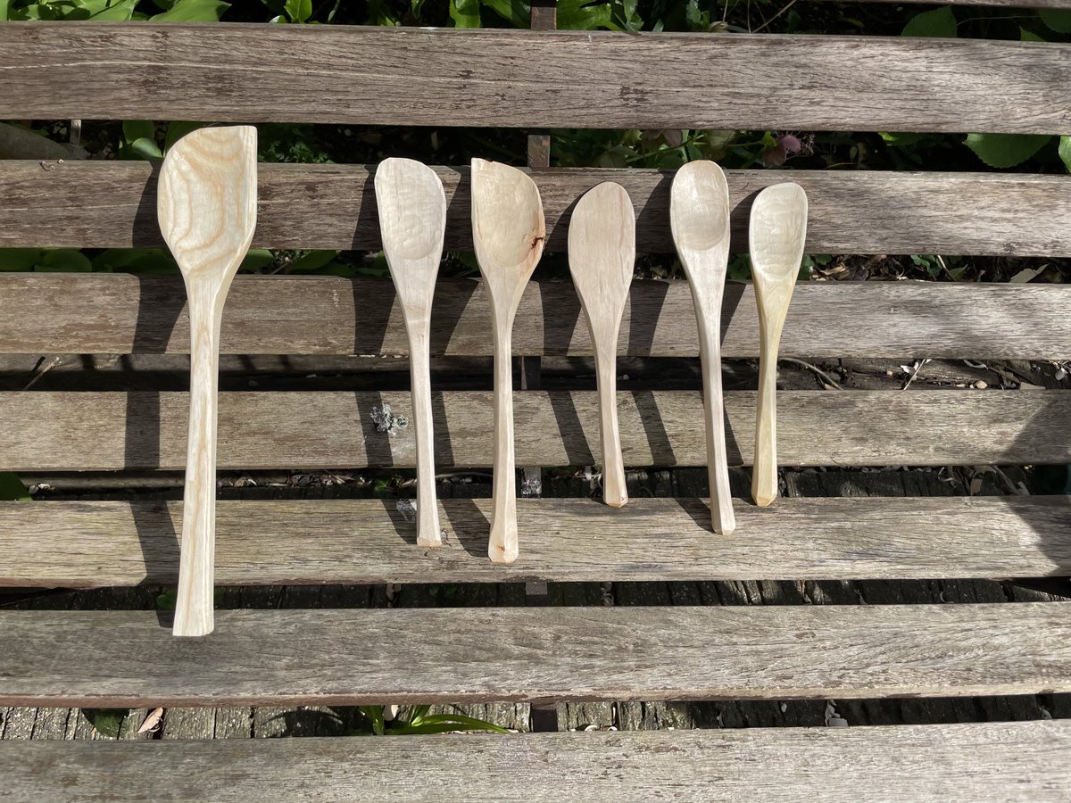 A little bevy of cooking spoons and spatulas soaking up the sun to set the Linseed oil before finding a new home.