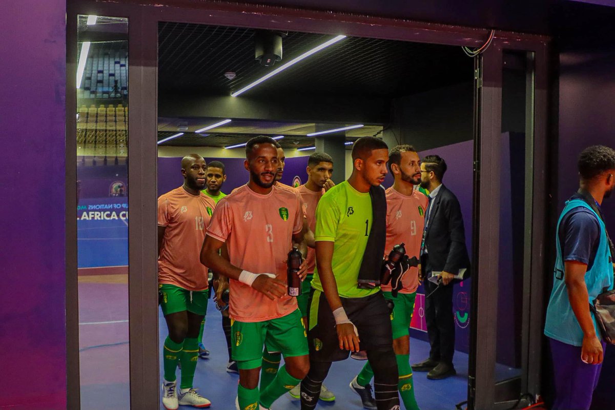 #FFRIM 📸 | Les Mourabitounes du futsal 🇲🇷 sont à l’échauffement…