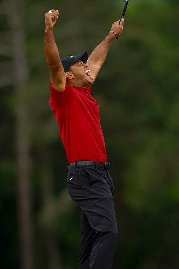 Tiger Woods: - Hadn’t played 36 competitive holes this year - Has a fused ankle - Has a fused back - Had to rebuild his swing to almost all upper body Will make his record 24th straight cut at the Masters. 🐐