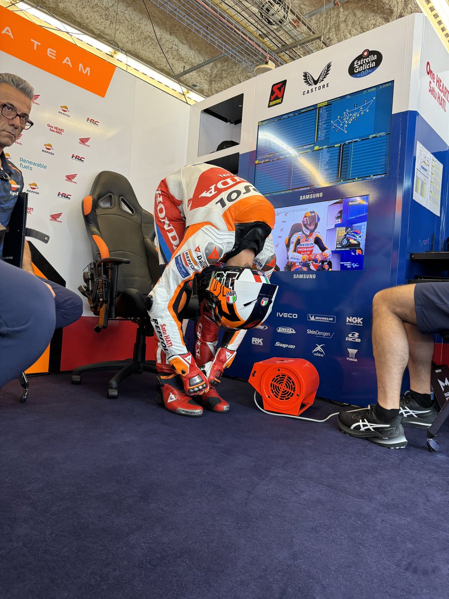 Stretch it out. Practice time at the #AmericasGP 🇺🇸