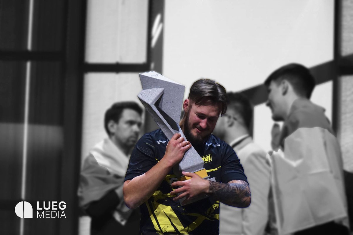 LUEGMEDIA's tweet image. We&apos;d like to welcome @potatomeowQ aka Zach, from the U.S., to the Collective. We met at the PGL Major in Copenhagen and he worked with us to capture some incredible moments on camera. We&apos;ll probably be seeing him covering events in America soon.