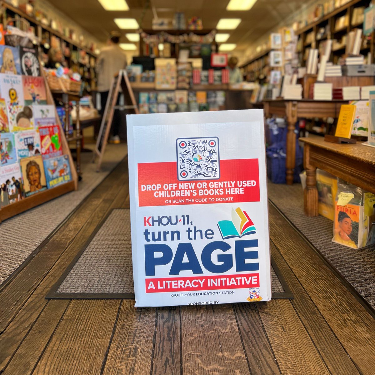 📣 The @KHOU Turn the Page Book Drive, benefitting @BooksBtnKids, is happening now! Stop by the bookshop through April 19 to drop off new & gently used books for elementary-aged readers. You can also purchase books to donate or make a monetary donation! khou.com/article/news/e…