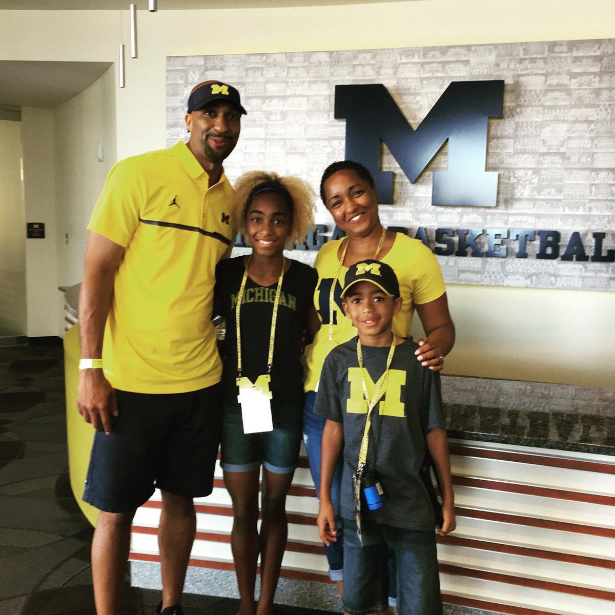We @channonnichole @SidWashington23 @CalebJamesWash1 are 4ever grateful to @umichbball @UMichAthletics for all the a-〽️aize-ing friendships, memories, experiences we shared! We’re excited to see what God’s next assignment is for the Washingtons. Until then…#WatchHimWork🙏🏽