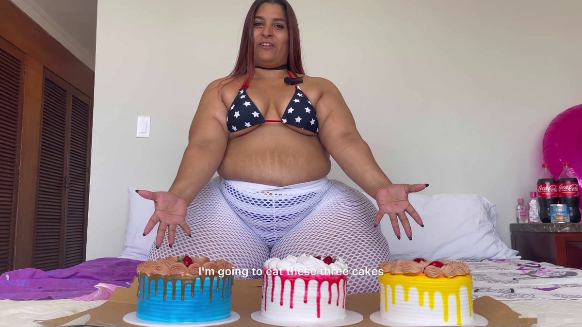 EmmaPearSSBBW's tweet photo. RT I want to share you my latest tight-up ⛓️ stuffing 📷 video + many bonus material 📷
https://t.co/vChzZBB9LD
#ssbbw #curvage #weightgain #hugethighs #strongandcurvy #bbw #feedee #play #federism #curvage #obese #asshuge #fatcurvy #Foodie #keke #fooddelicious https://t.co/DW6zDJriKM