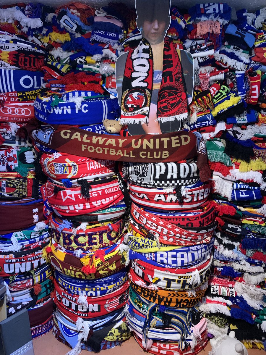 Many thanks to a good friend Danny Roberts for the support and scarf 2791 @GalwayUnitedFC