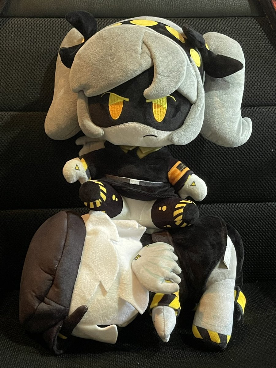 jayone677's tweet image. Don’t forget your leader J #murderdrones #murderdronesplush
#glitchproductions #glitchproductionsmerch.