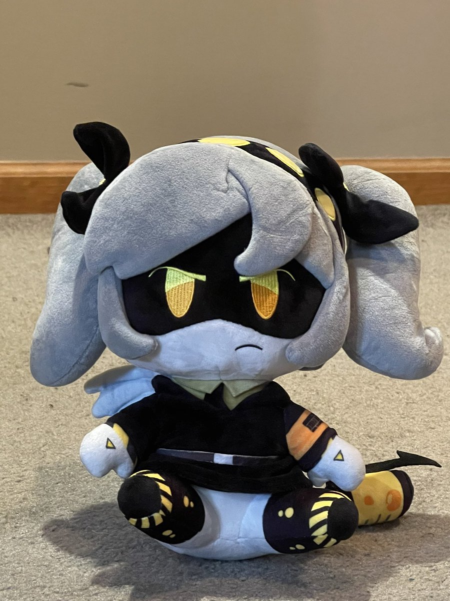 jayone677's tweet image. Don’t forget your leader J #murderdrones #murderdronesplush
#glitchproductions #glitchproductionsmerch.