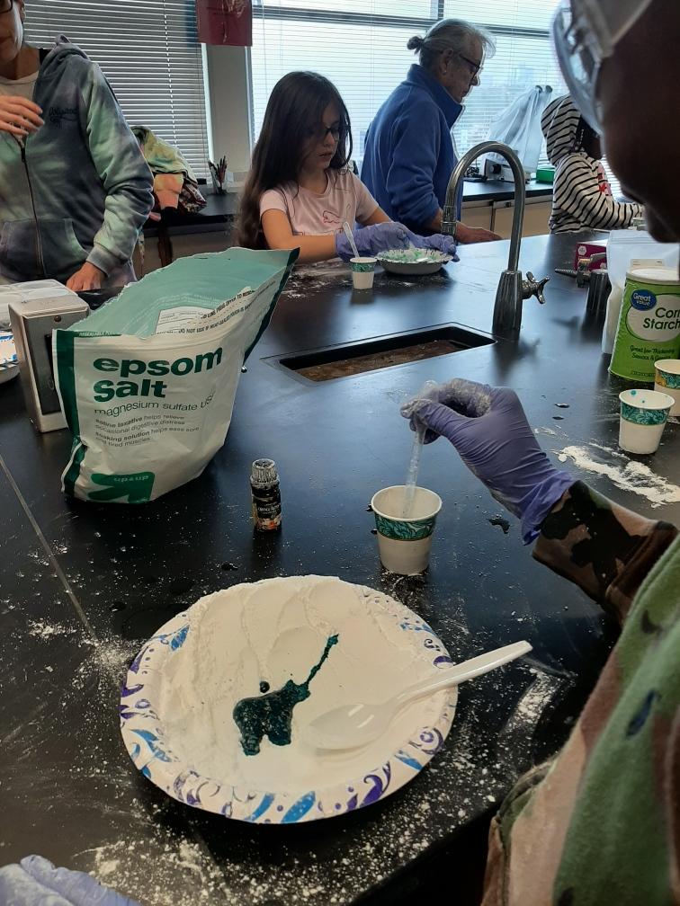 Youth Outreach in STEM tweet media