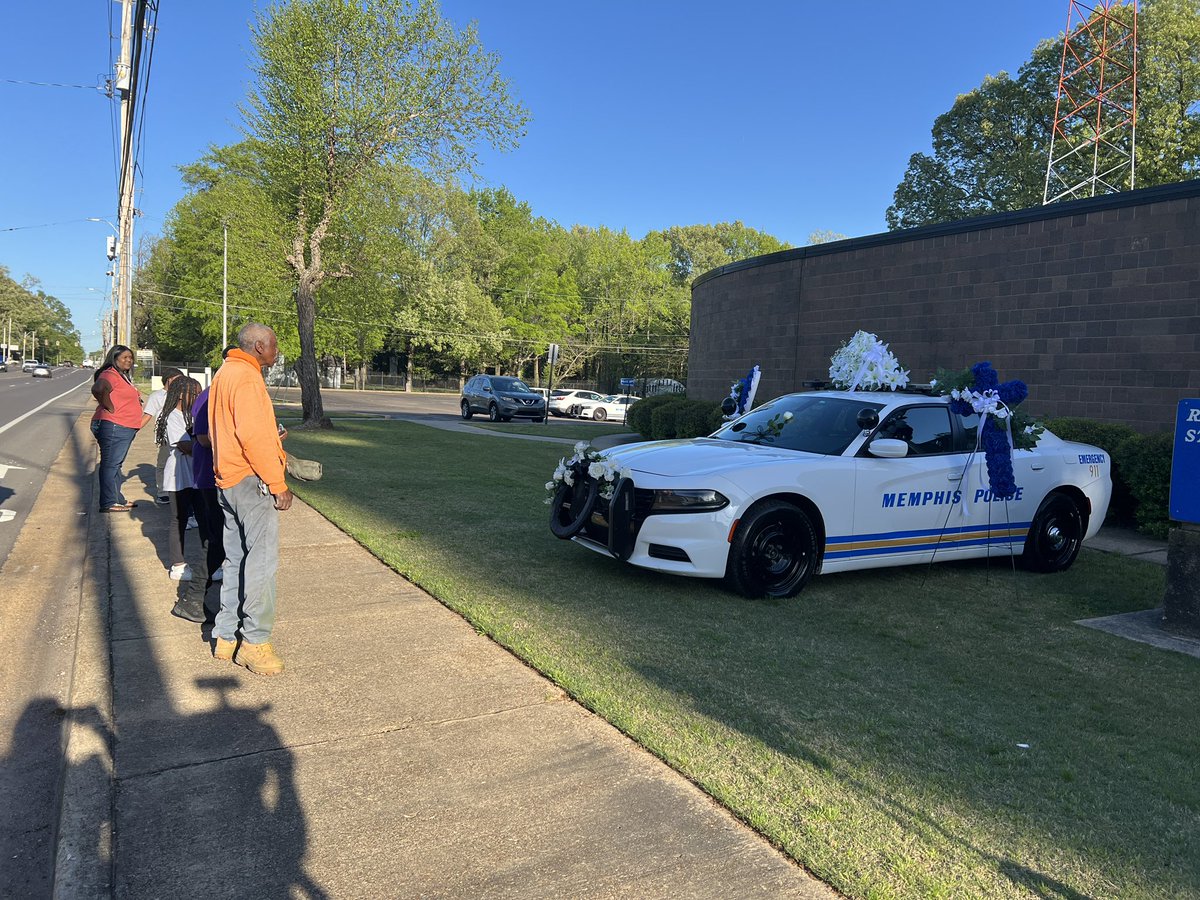 Officer Joseph McKinney died in the line of duty this morning after getting shot by a suspect in the middle of the night. Today, his police cruiser is on display at Raines Station for the community to pay their respects. @3onyourside