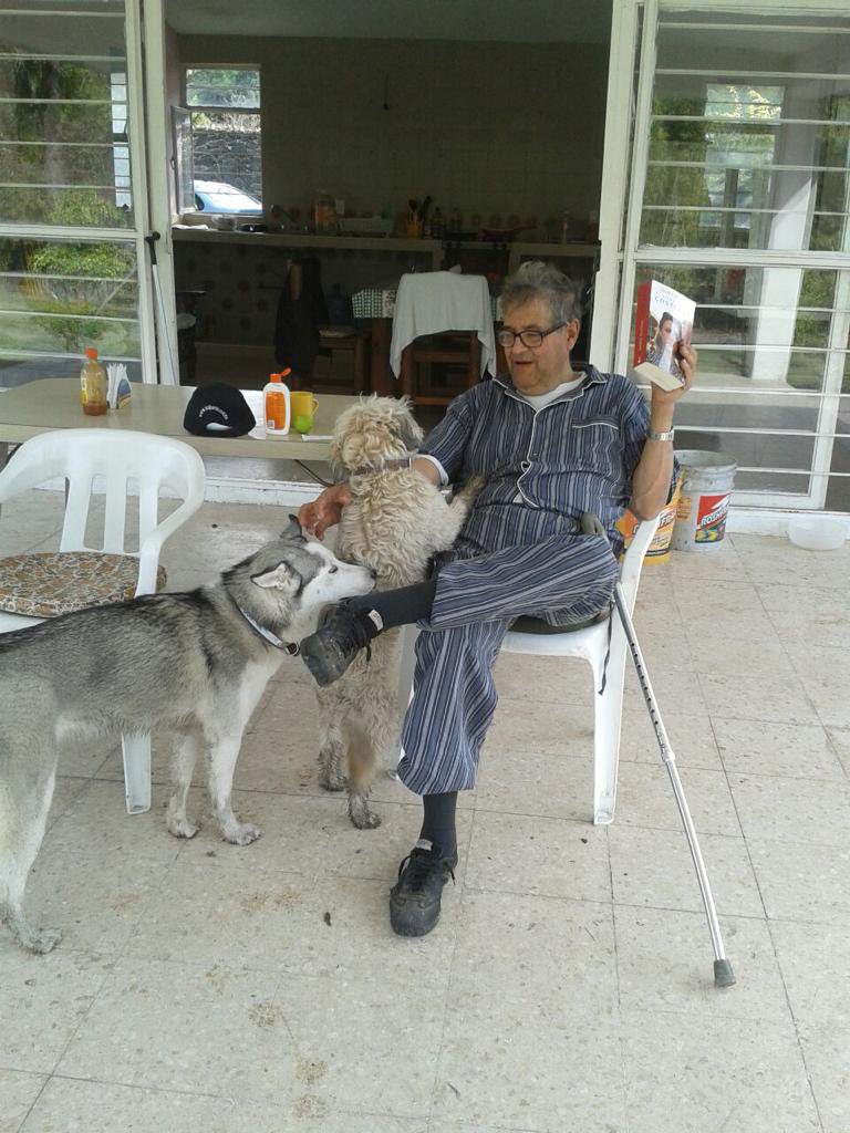 Tenerme contra las cuerdas es: no dejar de llorar por mi papá 😪