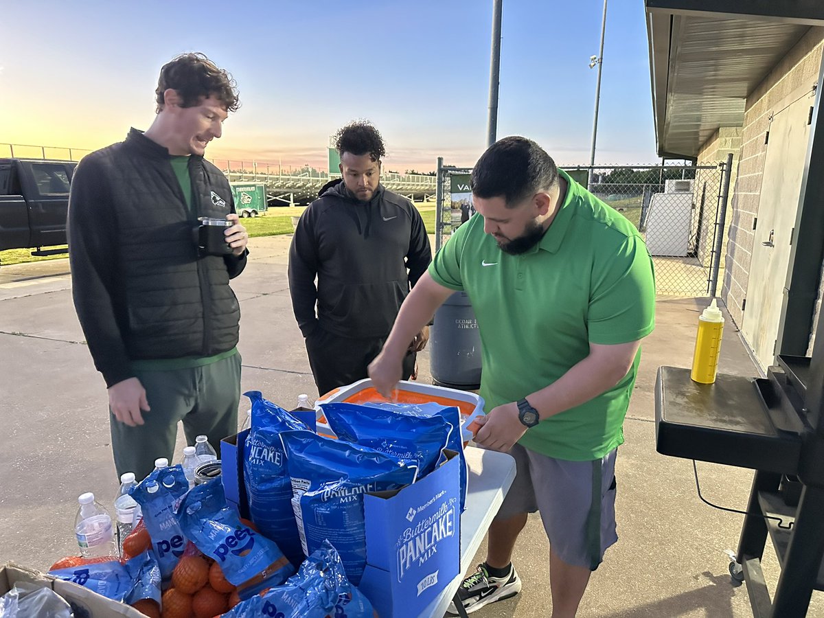 Great morning of fellowship! The Annual Spring Football Pancake breakfast! Appreciate the coaches serving our kids! The boys are fired up to start on Monday! #OneStandard #Attack