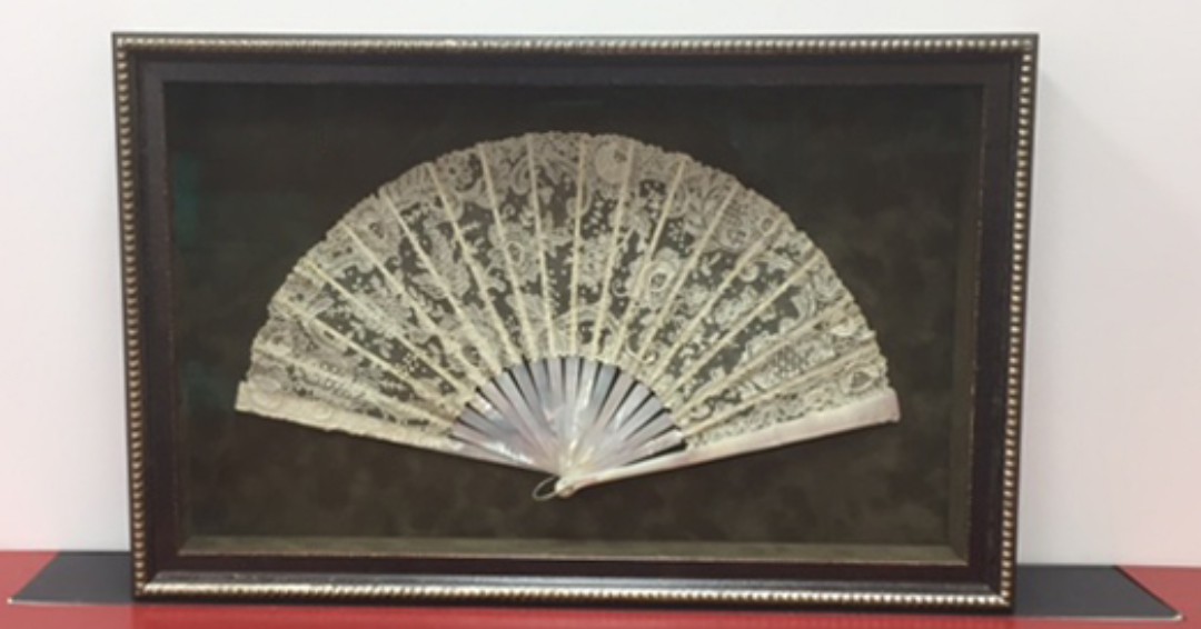 GearyGallery's tweet image. Does mom have a special keepsake? Bring it to Accent Picture Framing and let us create a custom shadowbox to display it proudly. Shown: Antique fan.  What a great mother's day gift! What would you frame?   #customframing #frameshopct #darienct gearygallery.com/accent-picture…