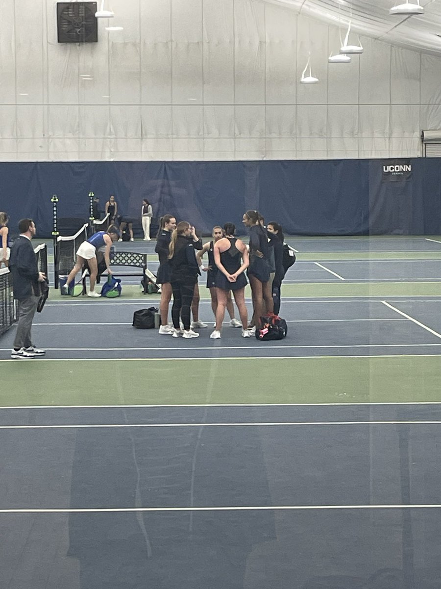 Huskies up 1 after dubs!!!! On to singles