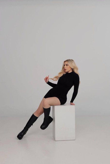 sometimes I really miss my long hair 😋🤭 https://t.co/Pxrn6AK3vL