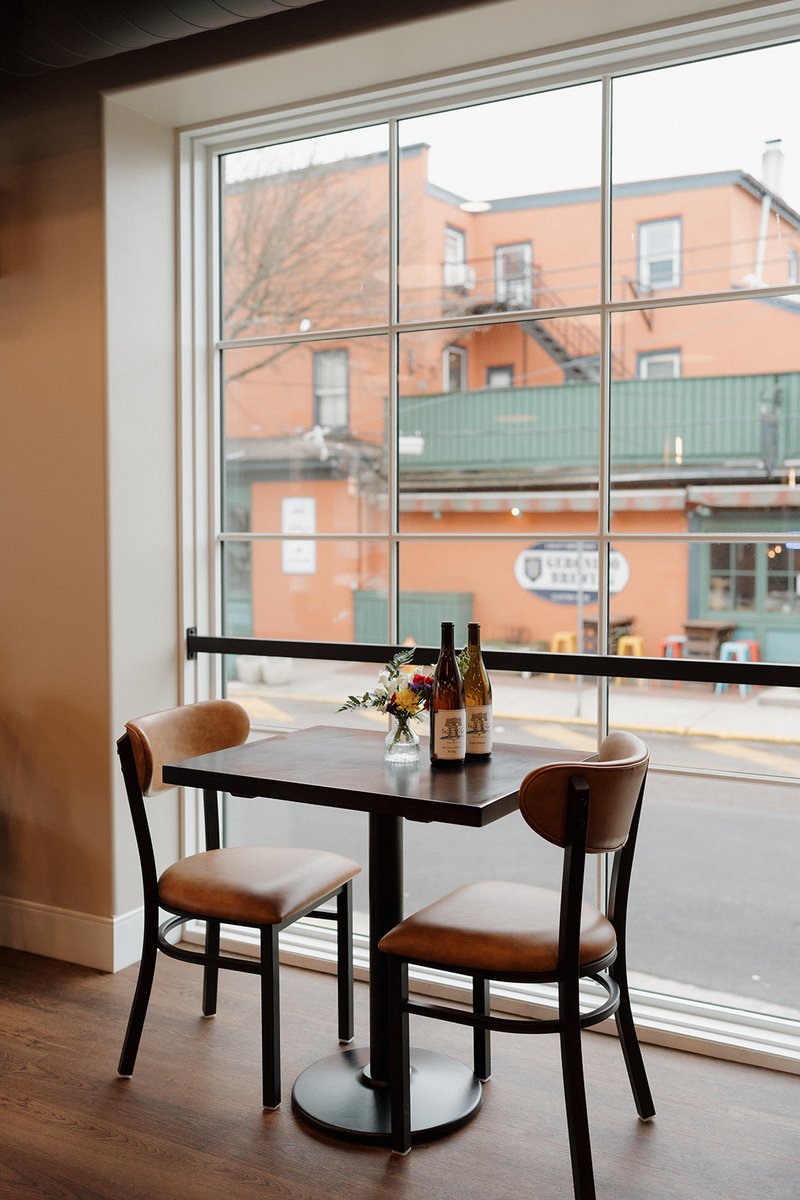 Hemsworth PR (@hemsworthpr) on Twitter photo #FlashbackFriday to the grand opening of <a href="/WatersEdgeWine/">Waters Edge Wineries</a> in #Doylestown – led by husband-and-wife duo Eric and Nicole Landolfi, this bistro is the franchise’s first #Pennsylvania location and its 16th to date!
Learn more on <a href="/CourierTimes/">Bucks County Courier Times</a>: bit.ly/3VGo9yW #FlashbackFriday to the grand opening of <a href="/WatersEdgeWine/">Waters Edge Wineries</a> in #Doylestown – led by husband-and-wife duo Eric and Nicole Landolfi, this bistro is the franchise’s first #Pennsylvania location and its 16th to date!
Learn more on <a href="/CourierTimes/">Bucks County Courier Times</a>: bit.ly/3VGo9yW