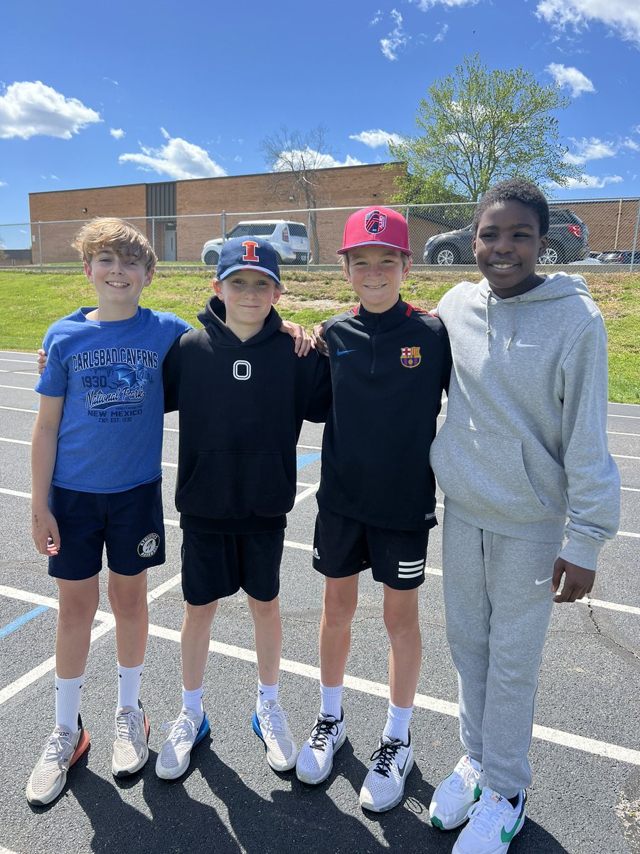 CoachKFischer's tweet image. So proud of my Discover, Connect, &amp;amp; Make A Difference Award recipients! #mycrew #RSMSrocks