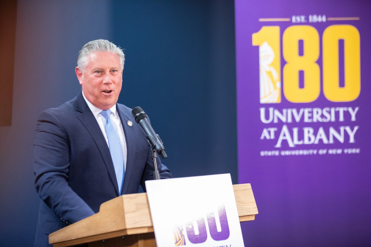 It was great to attend the @ualbany research spotlight event last week. The research being conducted at UAlbany is incredibly important to not only the Capital Region but the entire state!