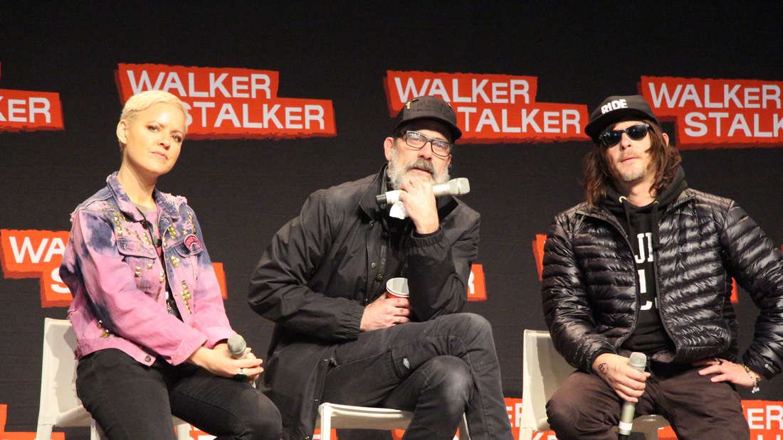 JeffreyDMfan's tweet photo. That was a con in 2018 here in Germany. I hope they come back to Germany next year ๐๐โค๏ธ @JDMorgan @wwwbigbaldhead
#JeffreyDeanMorgan #NormanReedus #walkerstalker #germany #convention #TWD #negan #daryl https://t.co/9WkeKGCaxE