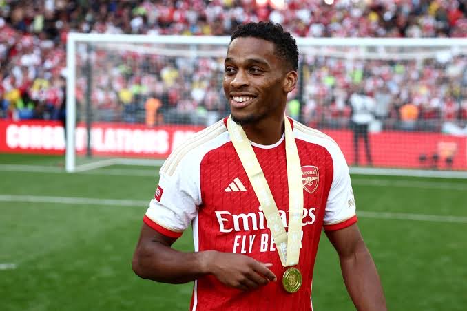 🚨🎙️| Mikel Arteta on Jurrien Timber: “I think he's going to have a big impact on the team.” (@Arsenal)