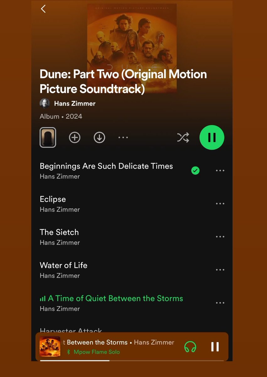 tonight’s study soundtrack on route to Oxford 🎧 bloody love Hans Zimmer 👏🏼