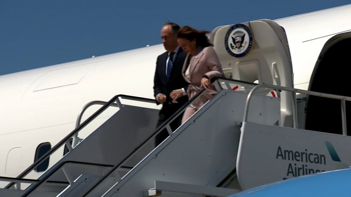 VP Kamala Harris and SGOTUS arrive in Tucson, Arizona, just days after the state's supreme court upheld an 1864 abortion ban- the VP is scheduled to speak on the issue here in the next hour and, per her prepared remarks, tie Trump to unpopular abortion bans across the country