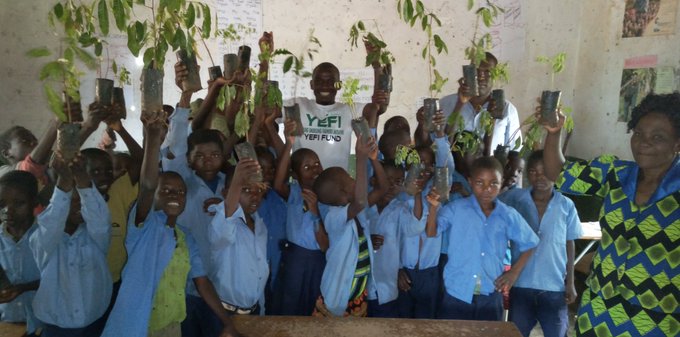 UNDP's tweet photo. Indigenous knowledge, traditions &amp; lifestyles are key to achieving the #GlobalGoals.

From Brazil to Zambia, see how 4 Indigenous groups &amp; winners of our #EquatorPrize are contributing to their communities &amp; all of humankind through the #SDGs. https://t.co/2Dw20XRtge

#UNPFII2024 https://t.co/XELIyzd2xv