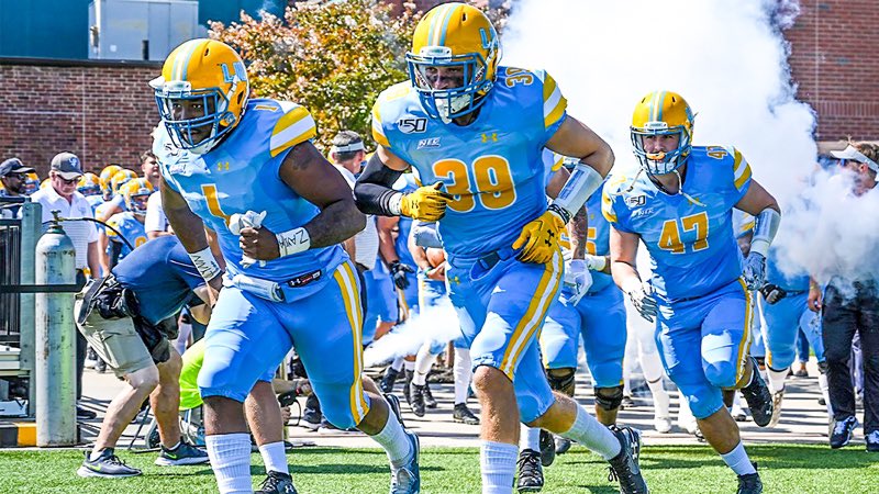 After talking to Coach Ollie, I’m grateful to receive an offer and play at the next level at LIU! @STP_Eagles @Principal_Cos @PRINCE_cOOOLn #GoSharks