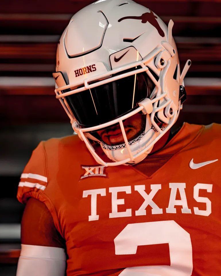 After meeting with coach @CoachNansenUT I’m super excited & Blessed to say i have received an offer to @TexasFootball ! #HookEm🤠 @Tiller_Football @CHawk_4 @CoachSark @CoachK_FBCoach @CoachJeffBanks @ChadSimmons_ @adamgorney @BrandonHuffman @GregBiggins @justinwells2424