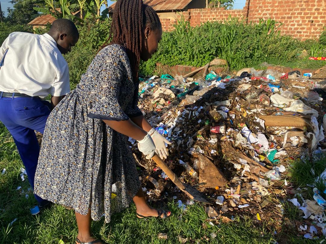 Mentorship and cleaning up of the school premises of Eden High school -Kasangati today . Great appreciation to the BANG team , @AugustineOlowo and the administration of Eden high school for welcoming us and allowing us to inspire the young generation.